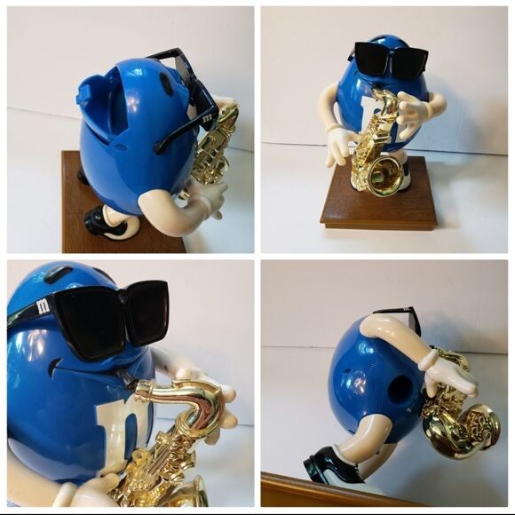 M&M Candy Dispensers - Picture 7 of 8